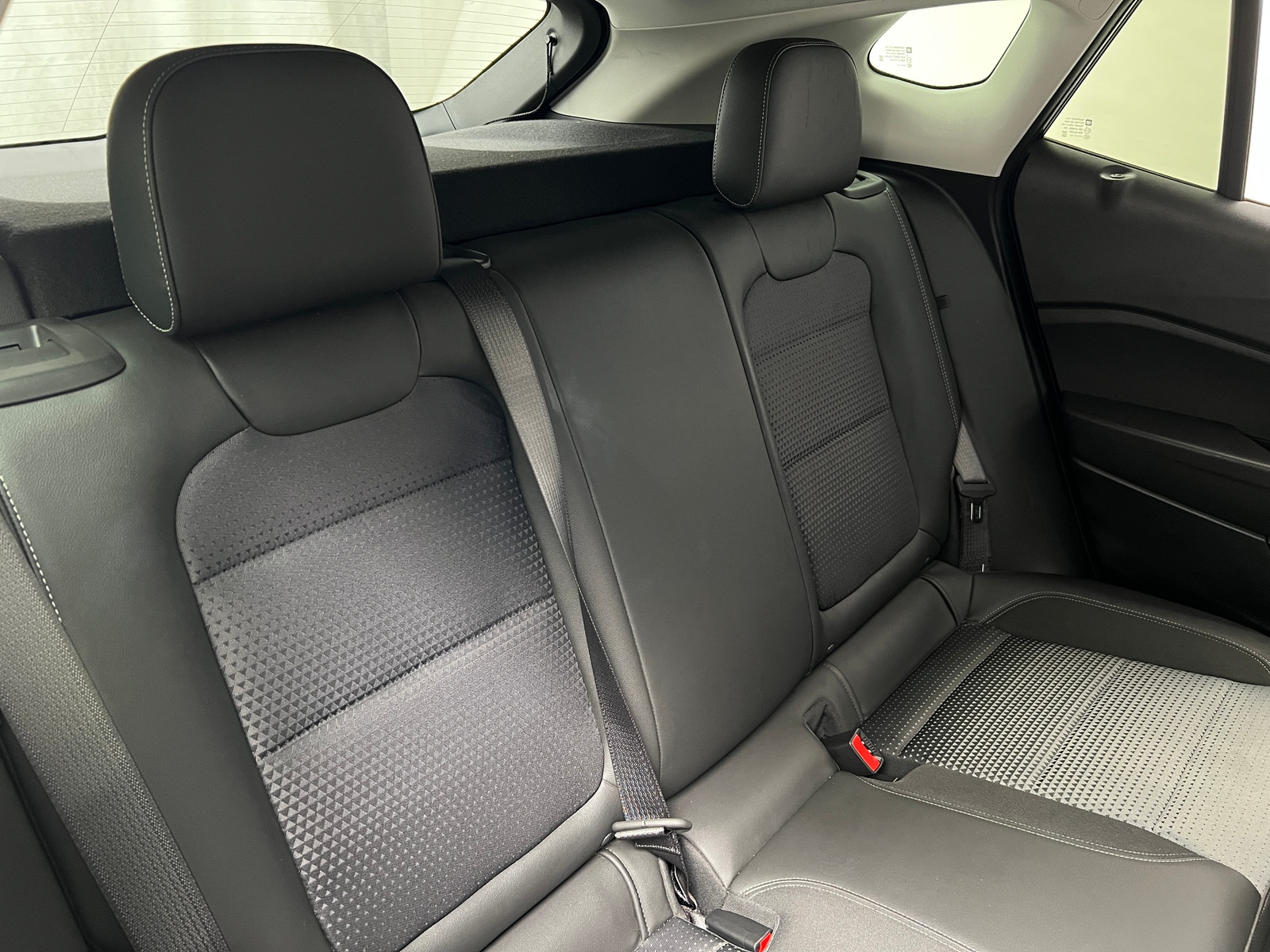 Thumbnail: 2025 Chevrolet Trax - 6