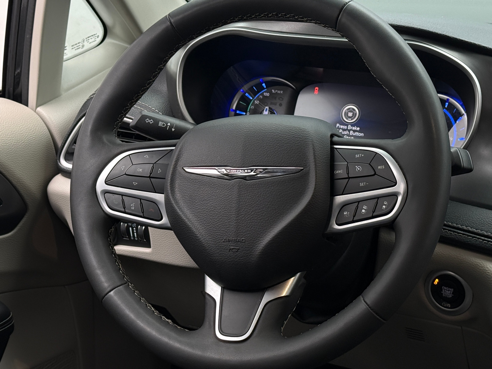 Thumbnail: 2024 Chrysler Pacifica - 4