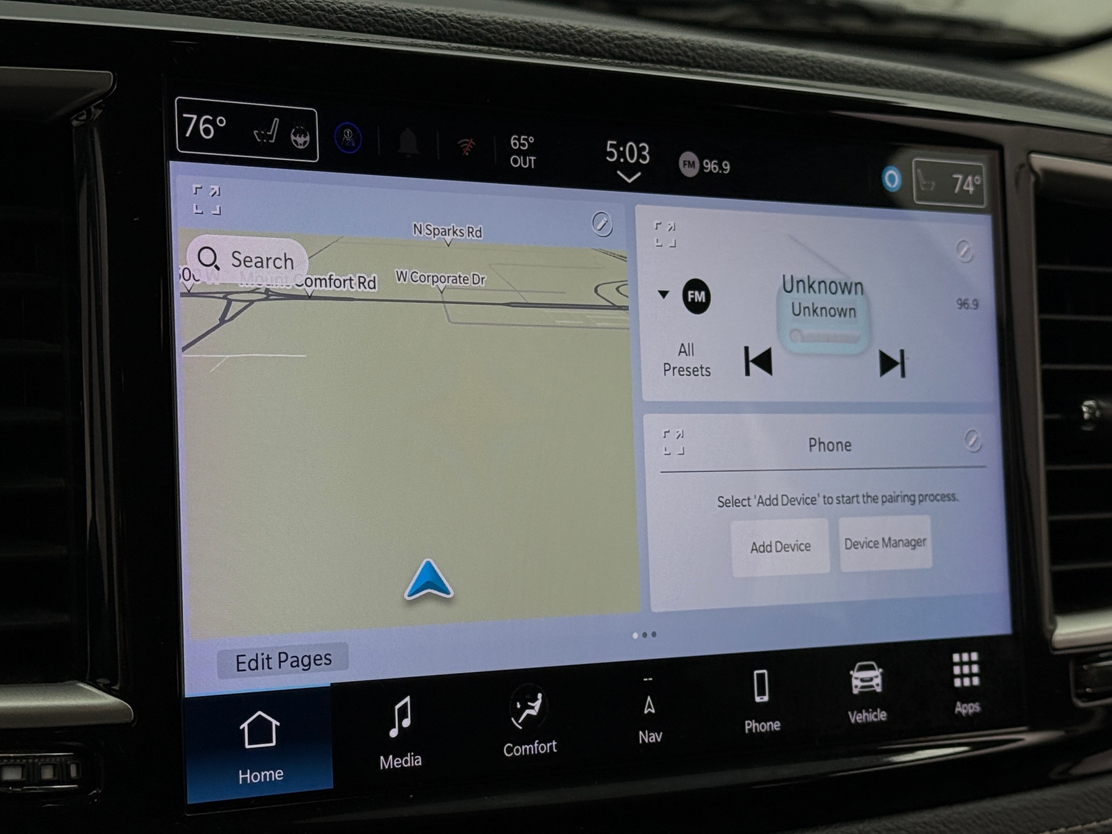 Thumbnail: 2024 Chrysler Pacifica - 3