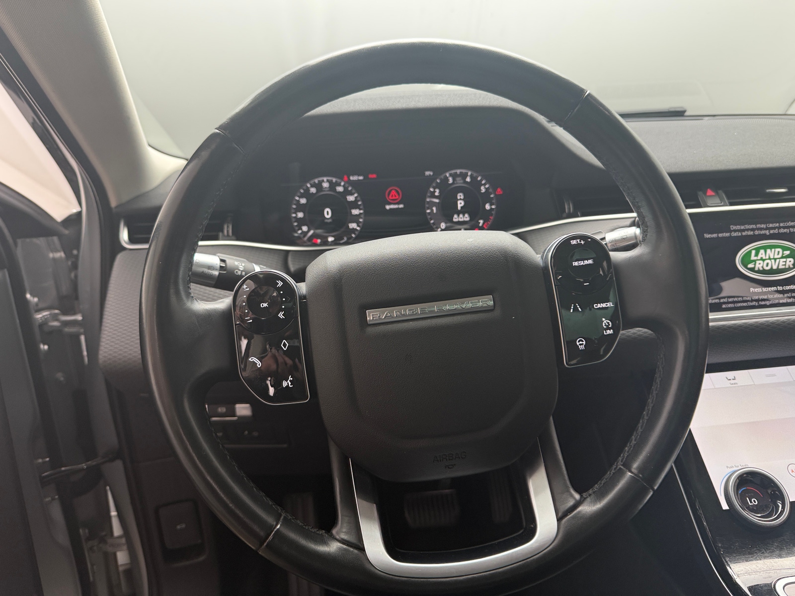 Thumbnail: 2020 Land Rover Range Rover Evoque - 4