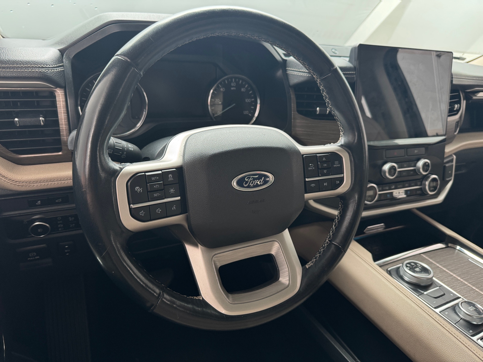 Thumbnail: 2023 Ford Expedition - 4