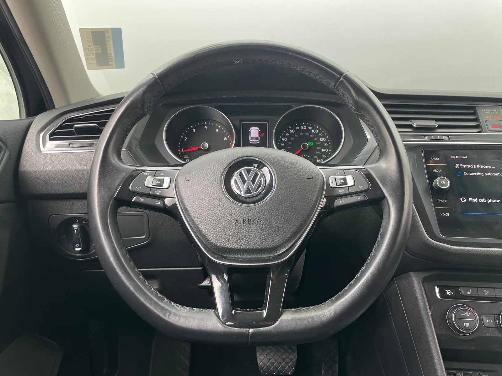 Thumbnail: 2019 Volkswagen Tiguan - 4