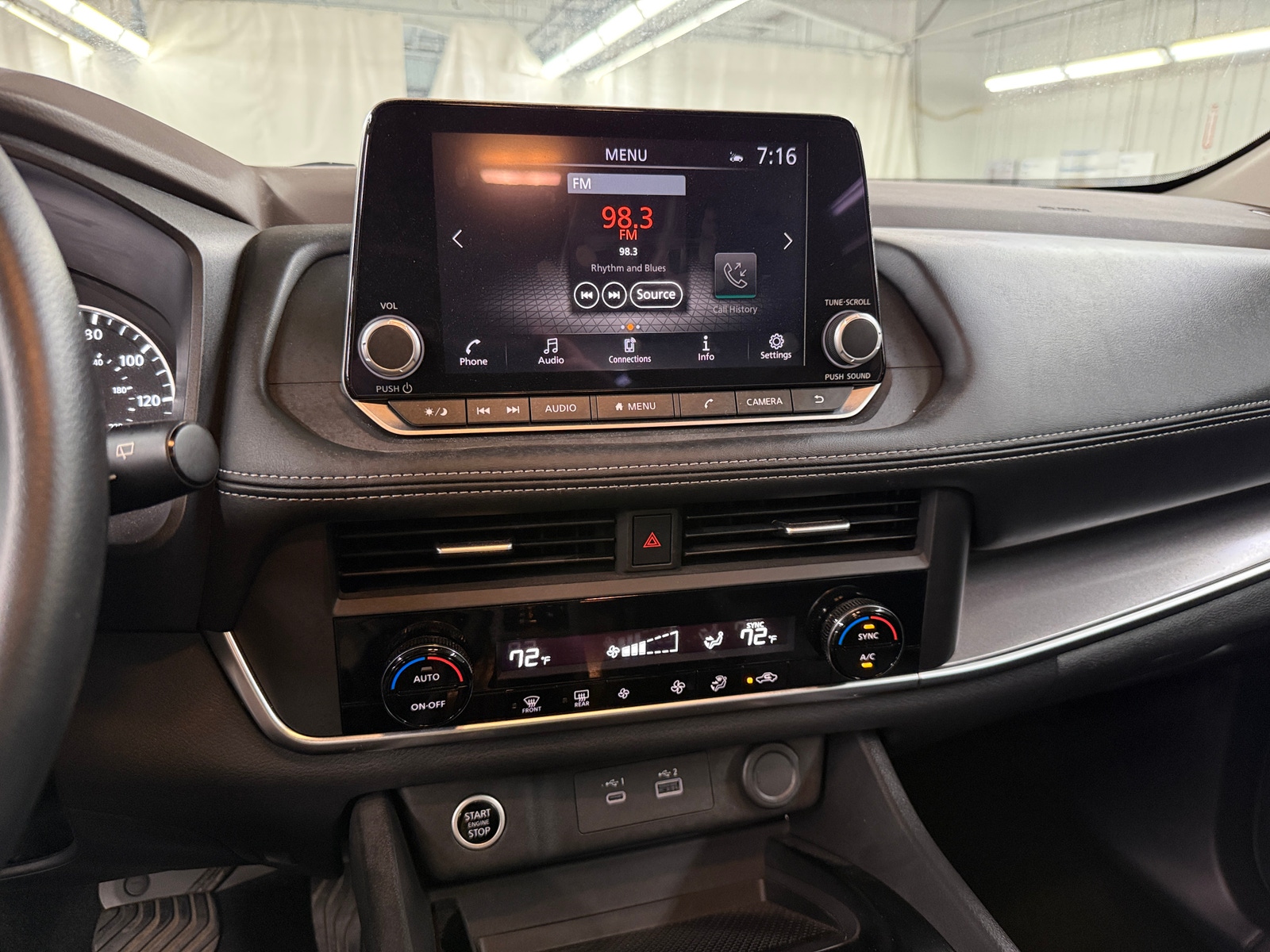 Thumbnail: 2023 Nissan Rogue - 4
