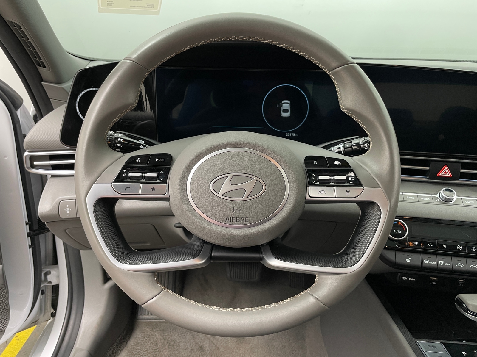 Thumbnail: 2025 Hyundai Elantra - 5