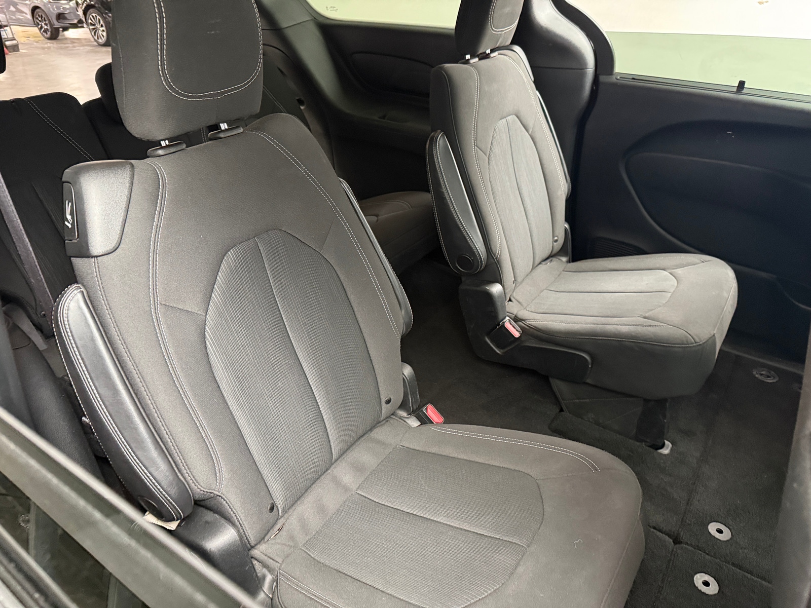 Thumbnail: 2019 Chrysler Pacifica - 6
