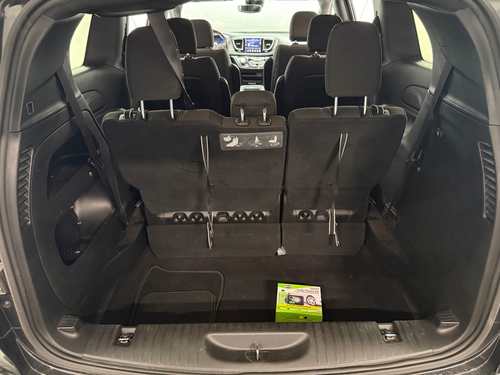Thumbnail: 2019 Chrysler Pacifica - 7