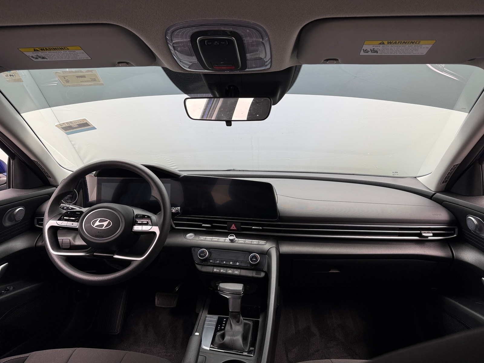 Thumbnail: 2024 Hyundai Elantra - 3