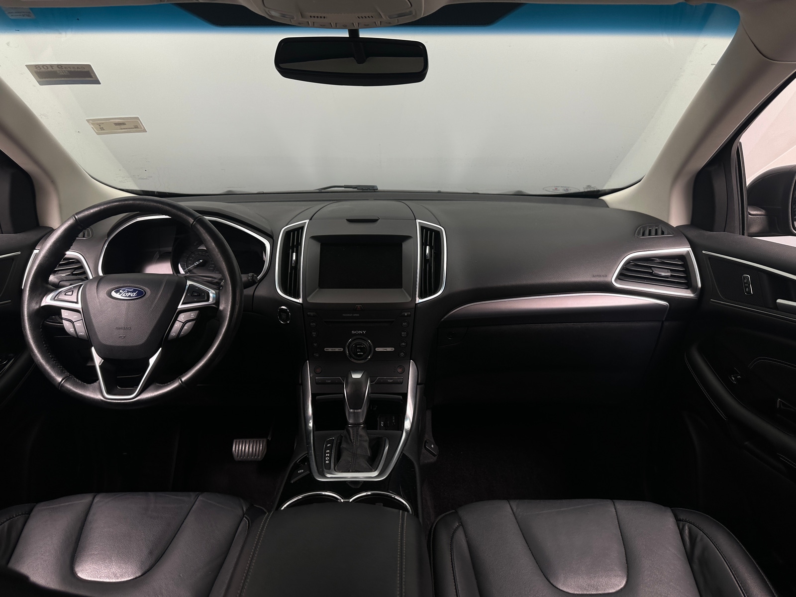 Thumbnail: 2015 Ford Edge - 2