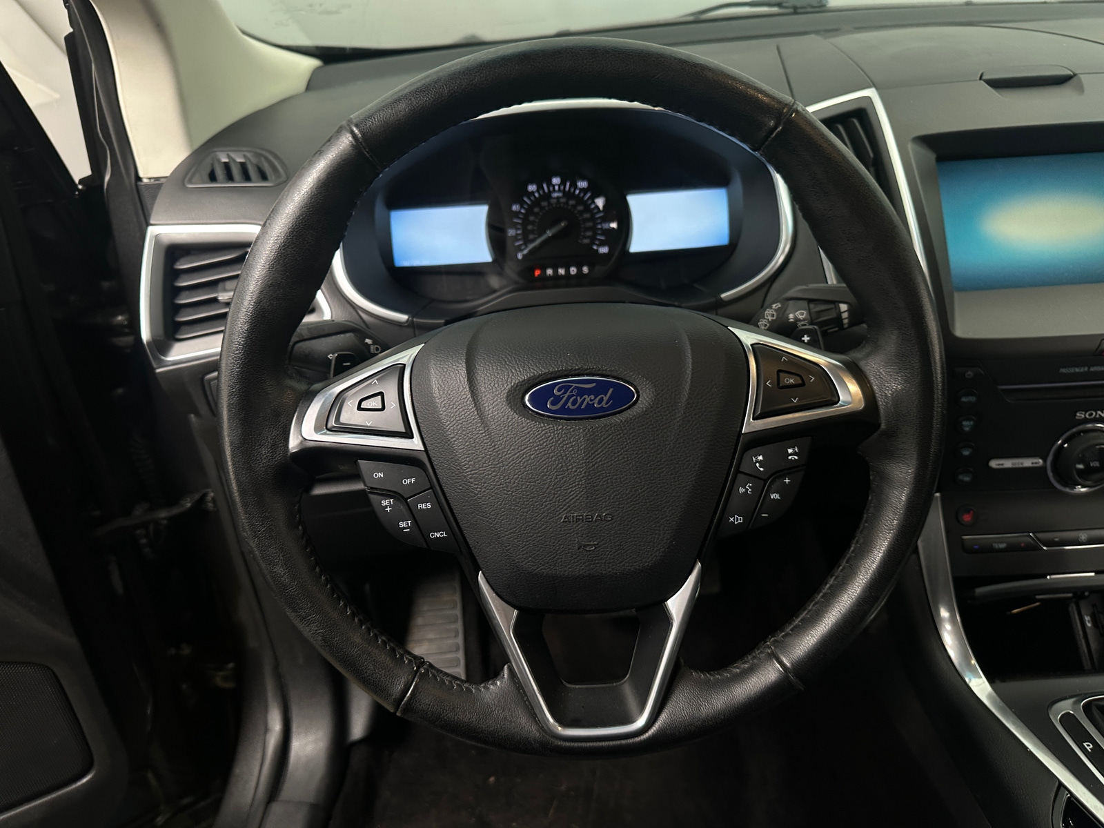 Thumbnail: 2015 Ford Edge - 4