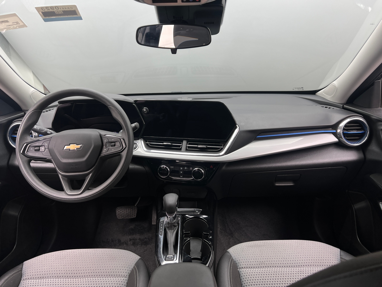 Thumbnail: 2025 Chevrolet Trax - 3