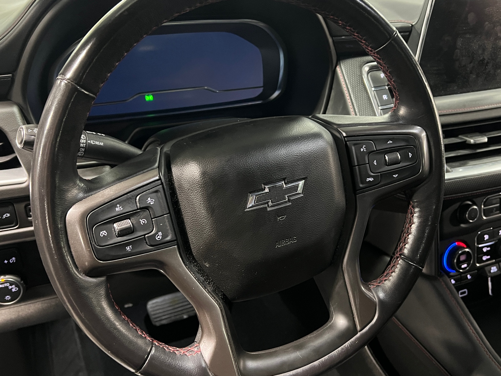 Thumbnail: 2022 Chevrolet Tahoe - 5