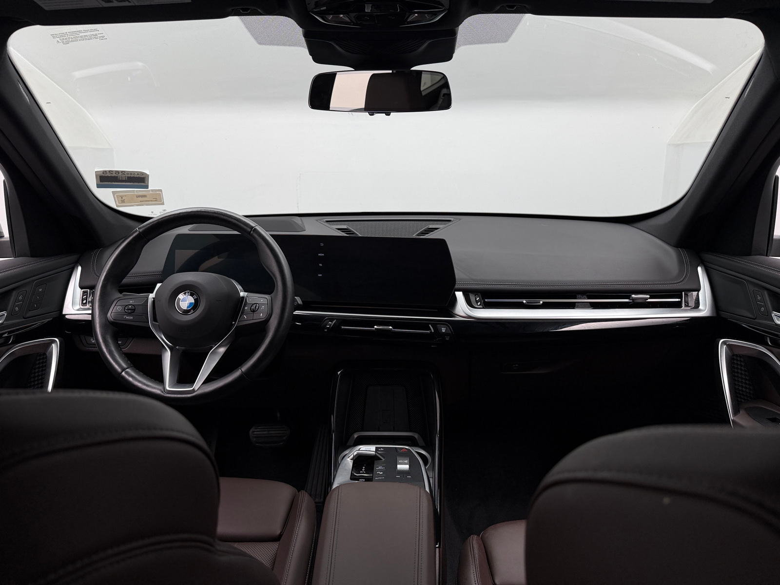 Thumbnail: 2025 BMW X1 - 2