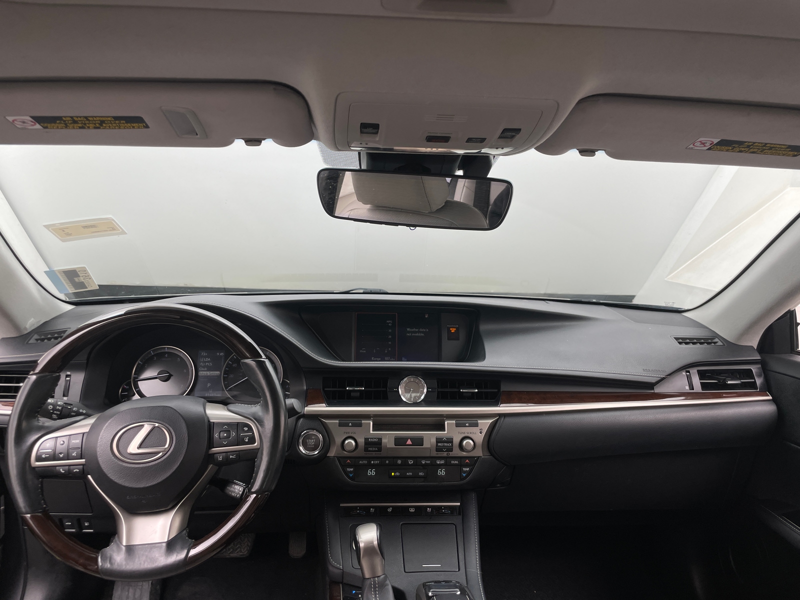 Thumbnail: 2017 Lexus ES - 2