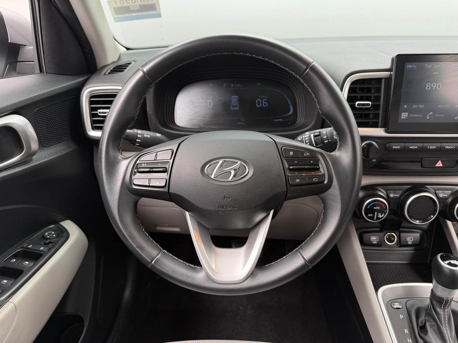 Thumbnail: 2024 Hyundai Venue - 5