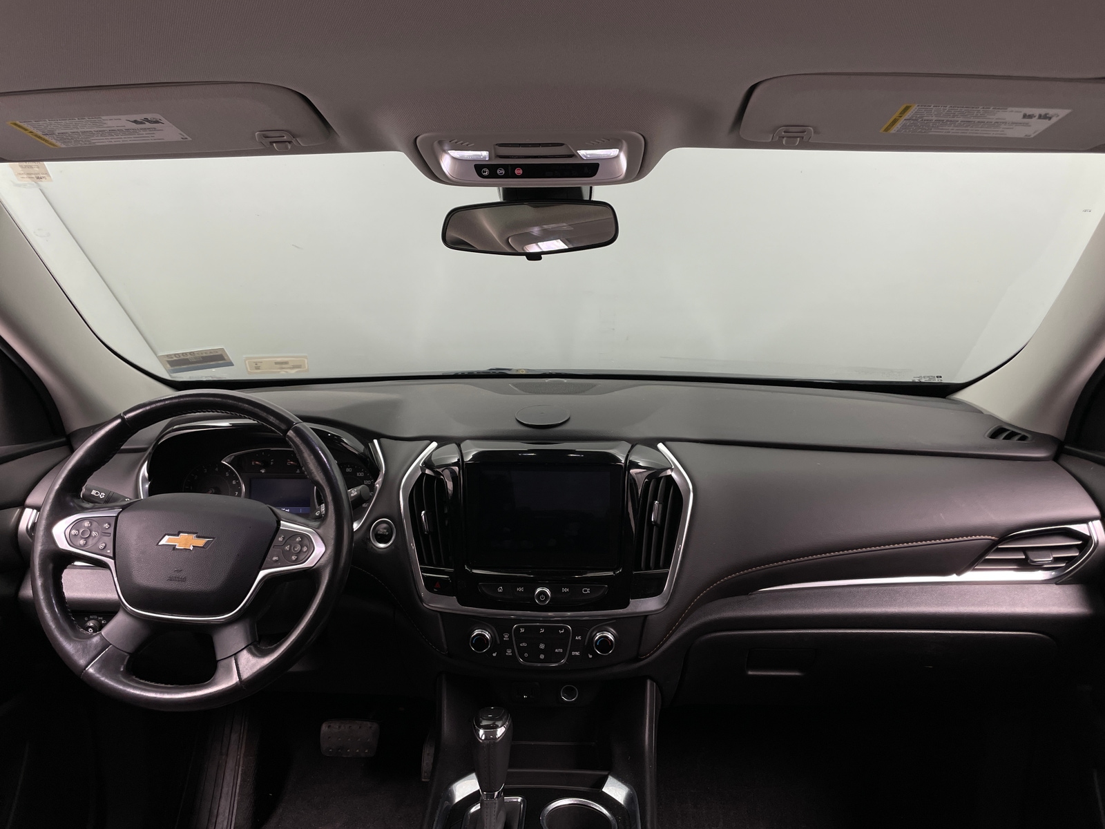 Thumbnail: 2020 Chevrolet Traverse - 3