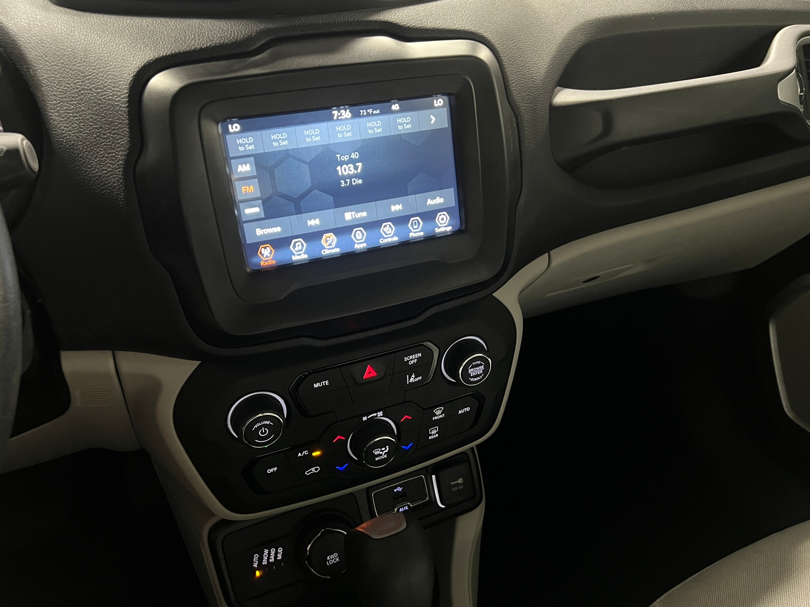 Thumbnail: 2021 Jeep Renegade - 4