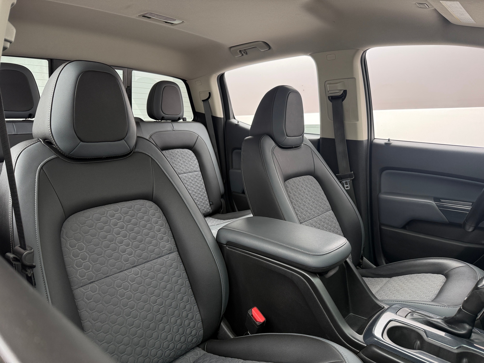 Thumbnail: 2018 Chevrolet Colorado - 2