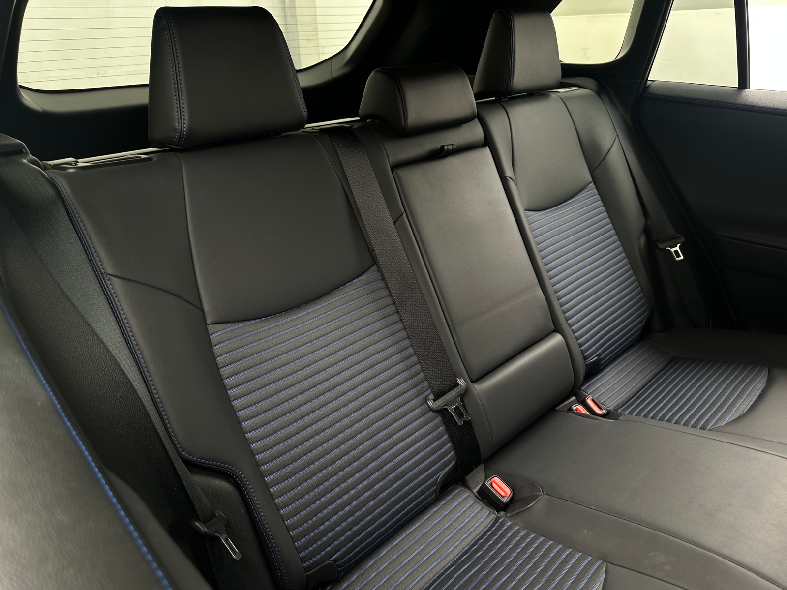 Thumbnail: 2024 Toyota RAV4 - 6