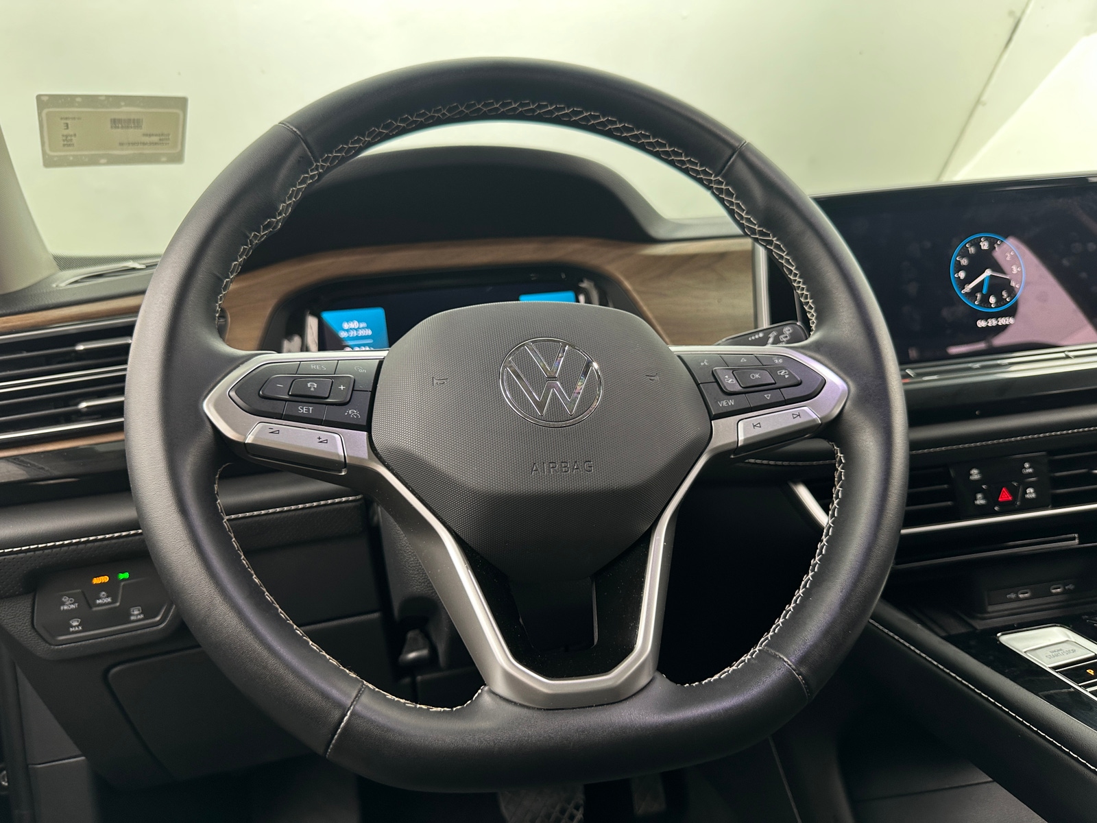 Thumbnail: 2026 Volkswagen Atlas - 4