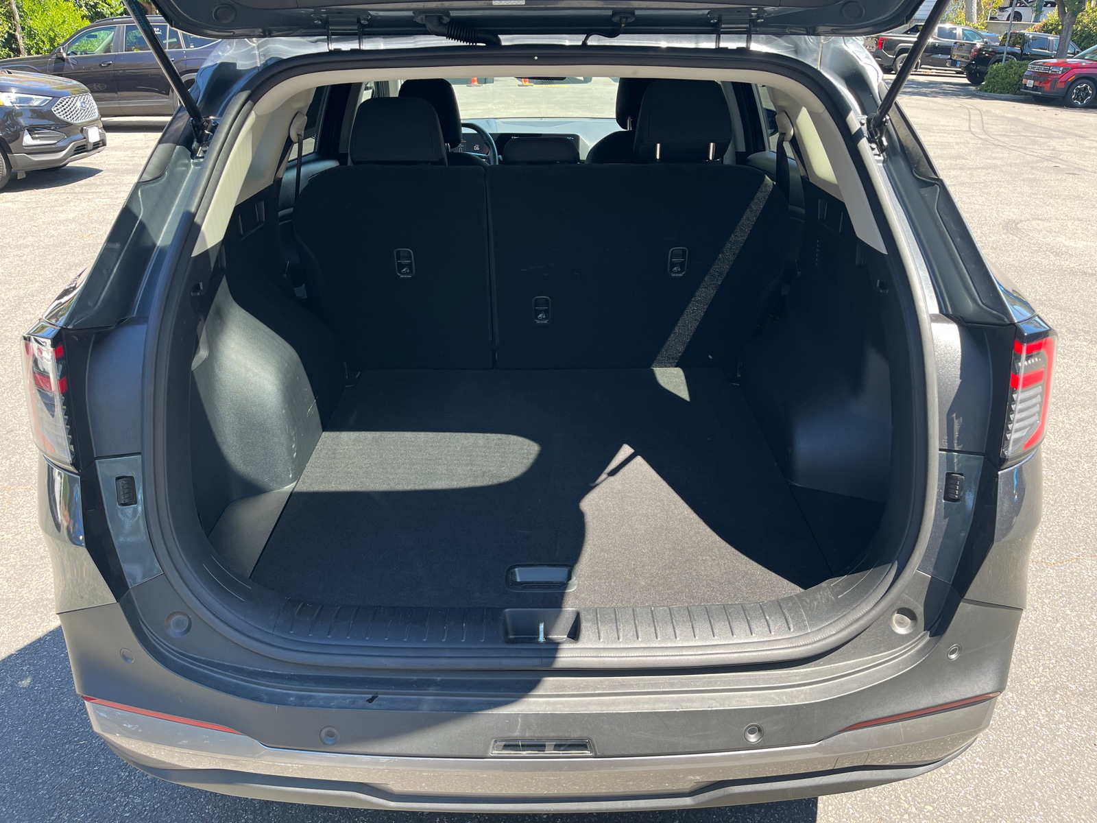 Thumbnail: 2026 Kia Sportage - 6