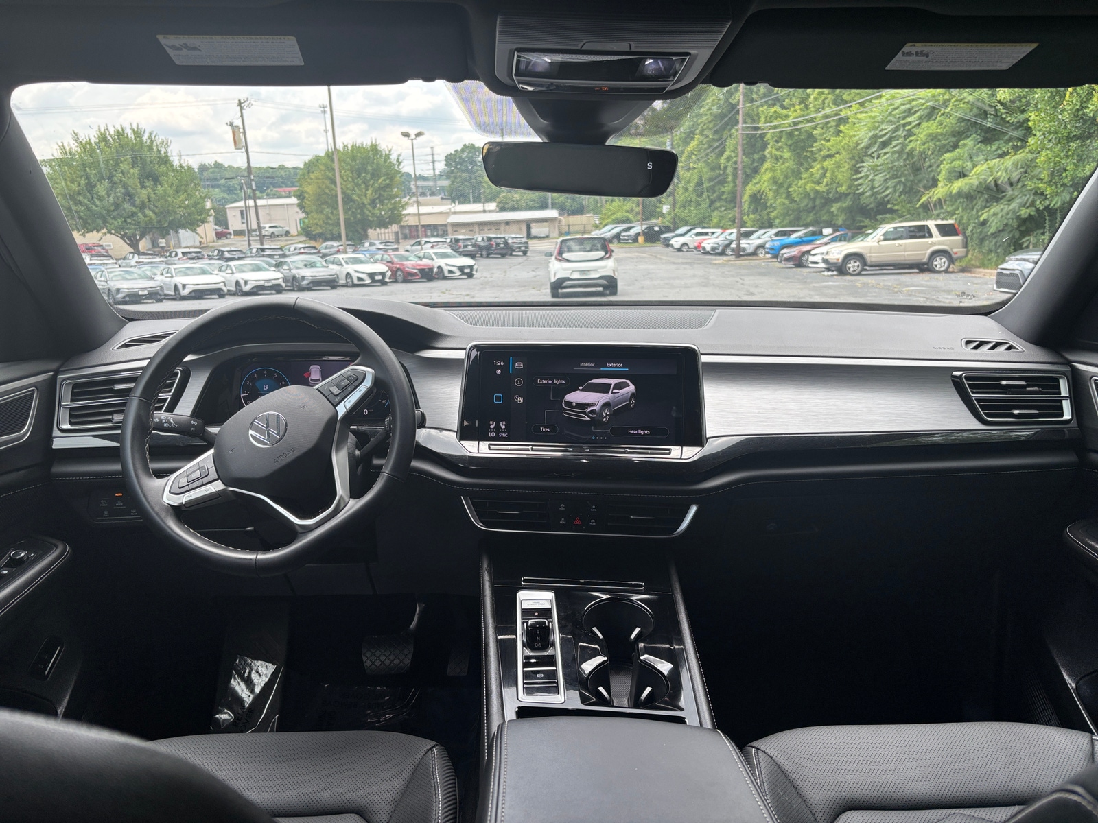 Thumbnail: 2026 Volkswagen Atlas - 3