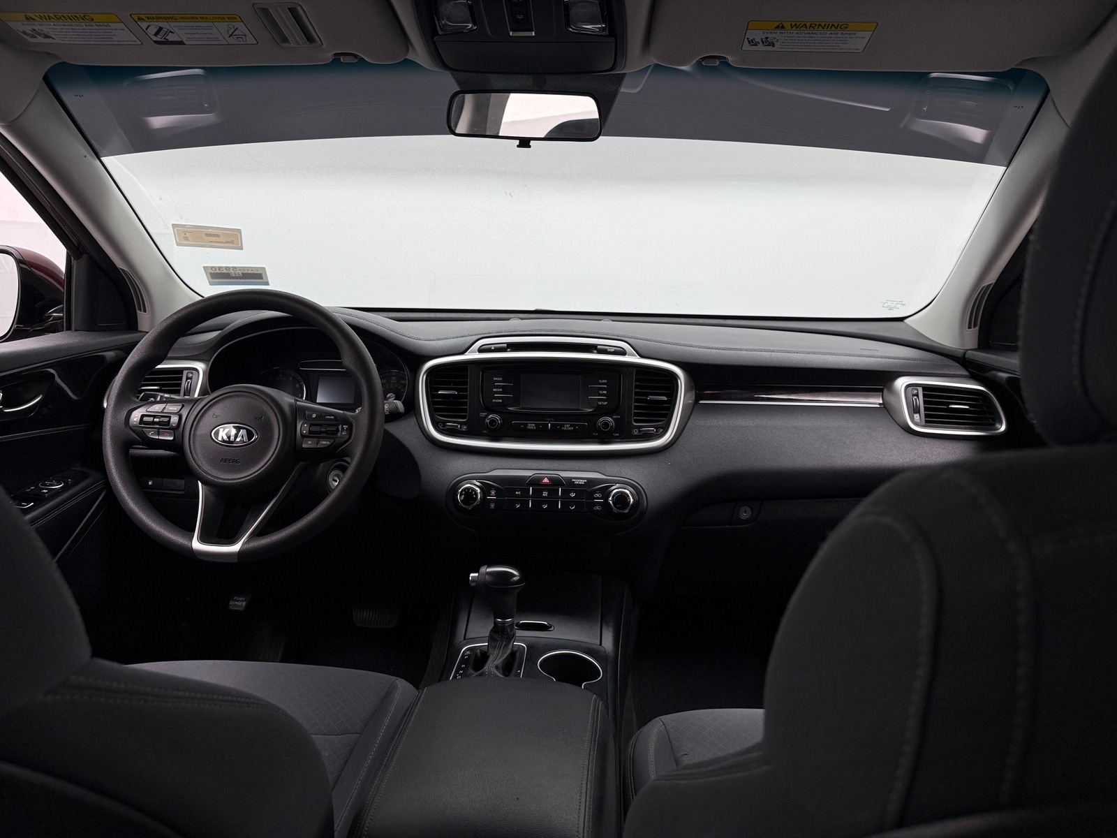 Thumbnail: 2017 Kia Sorento - 3