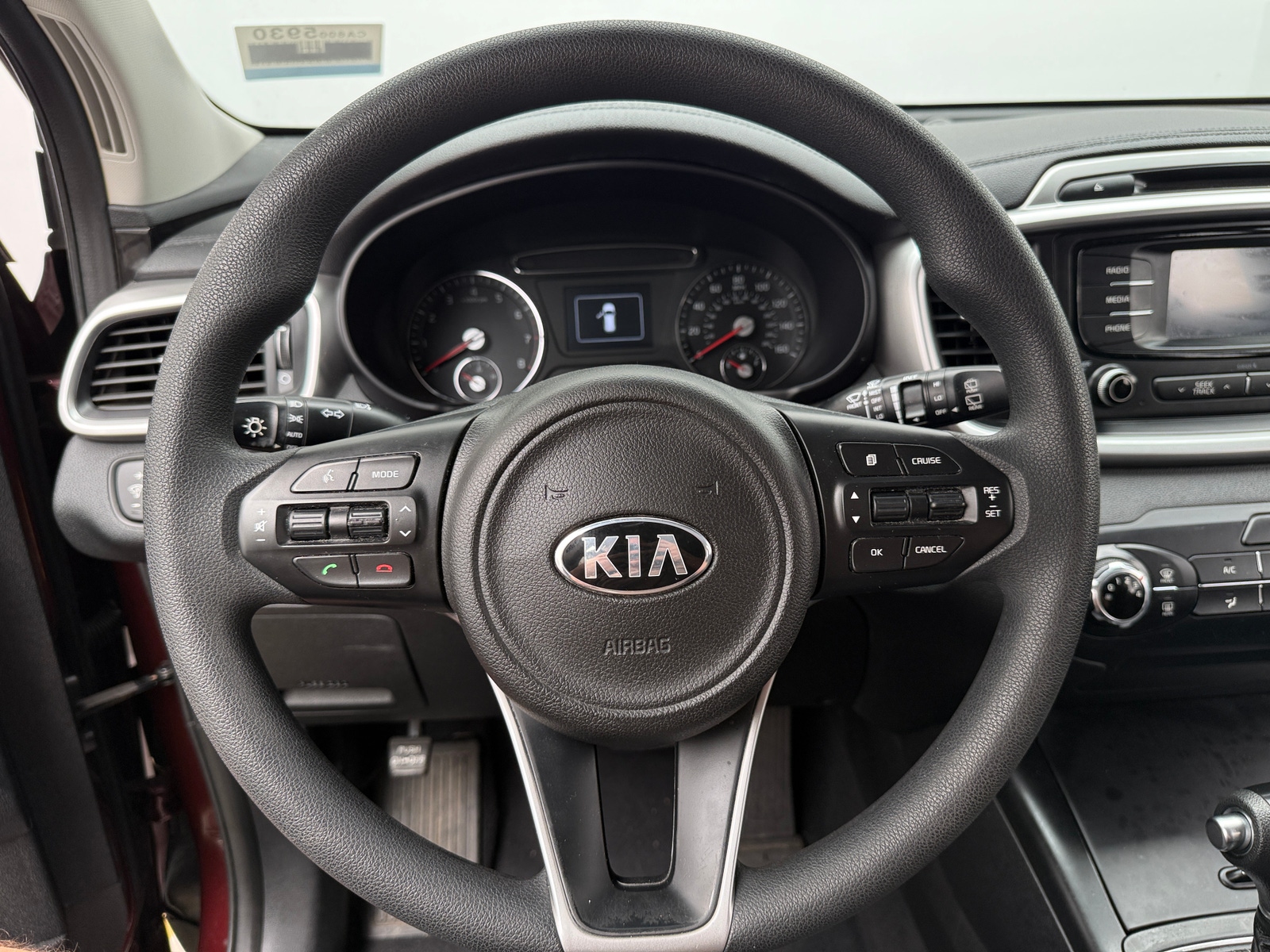 Thumbnail: 2017 Kia Sorento - 5