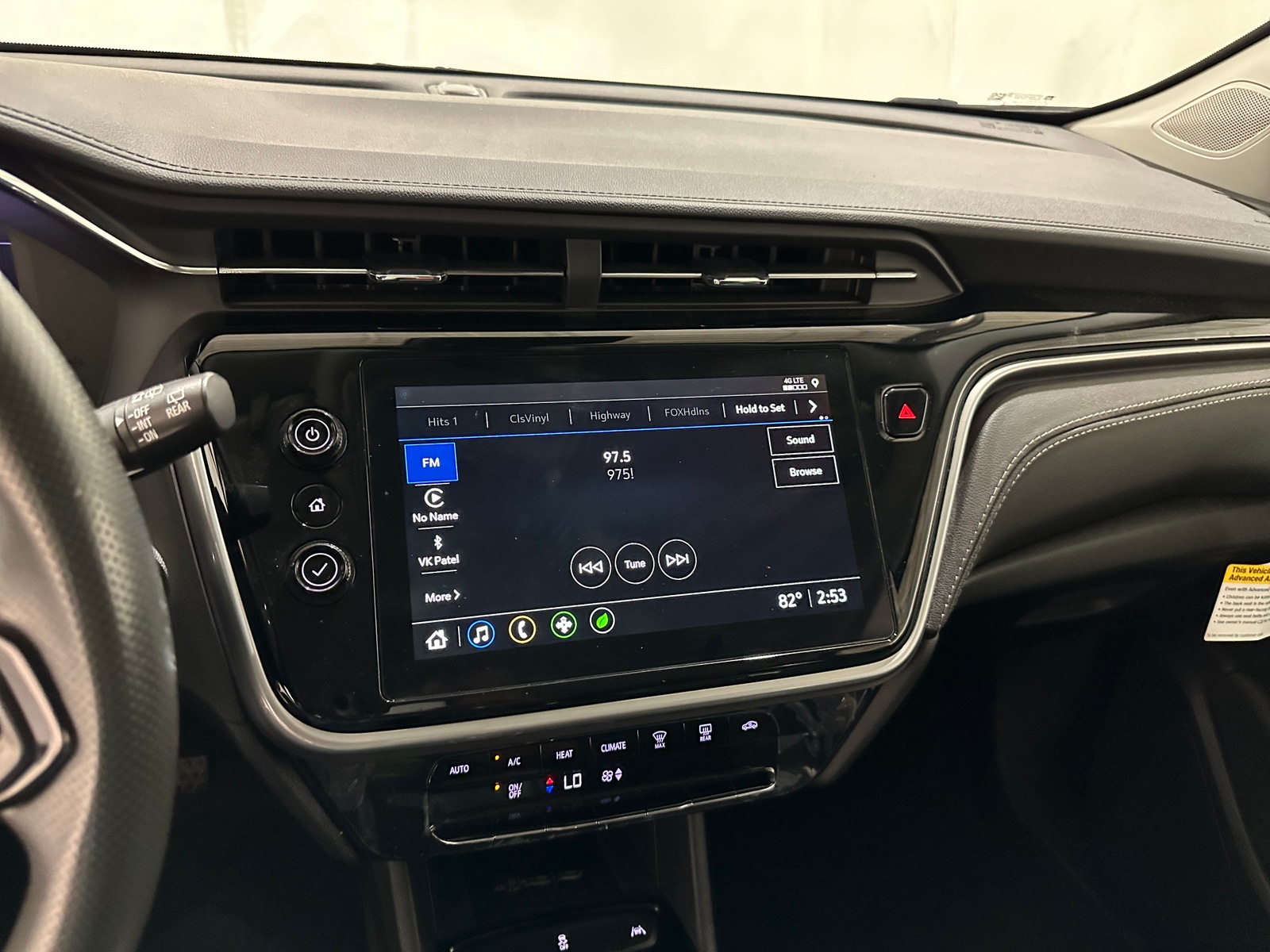 Thumbnail: 2023 Chevrolet Bolt EUV - 4