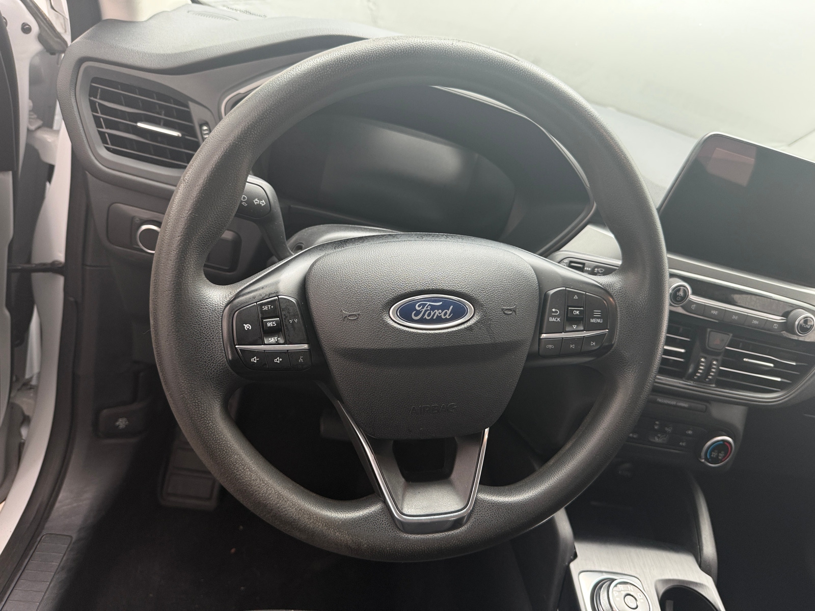 Thumbnail: 2023 Ford Escape - 5