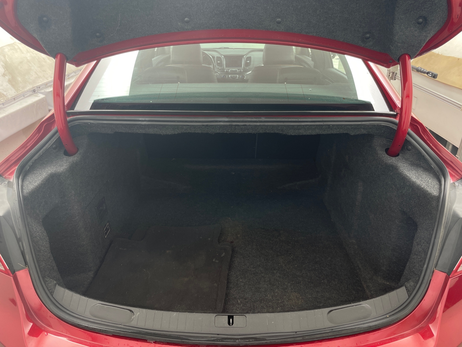 Thumbnail: 2015 Chevrolet Impala - 6