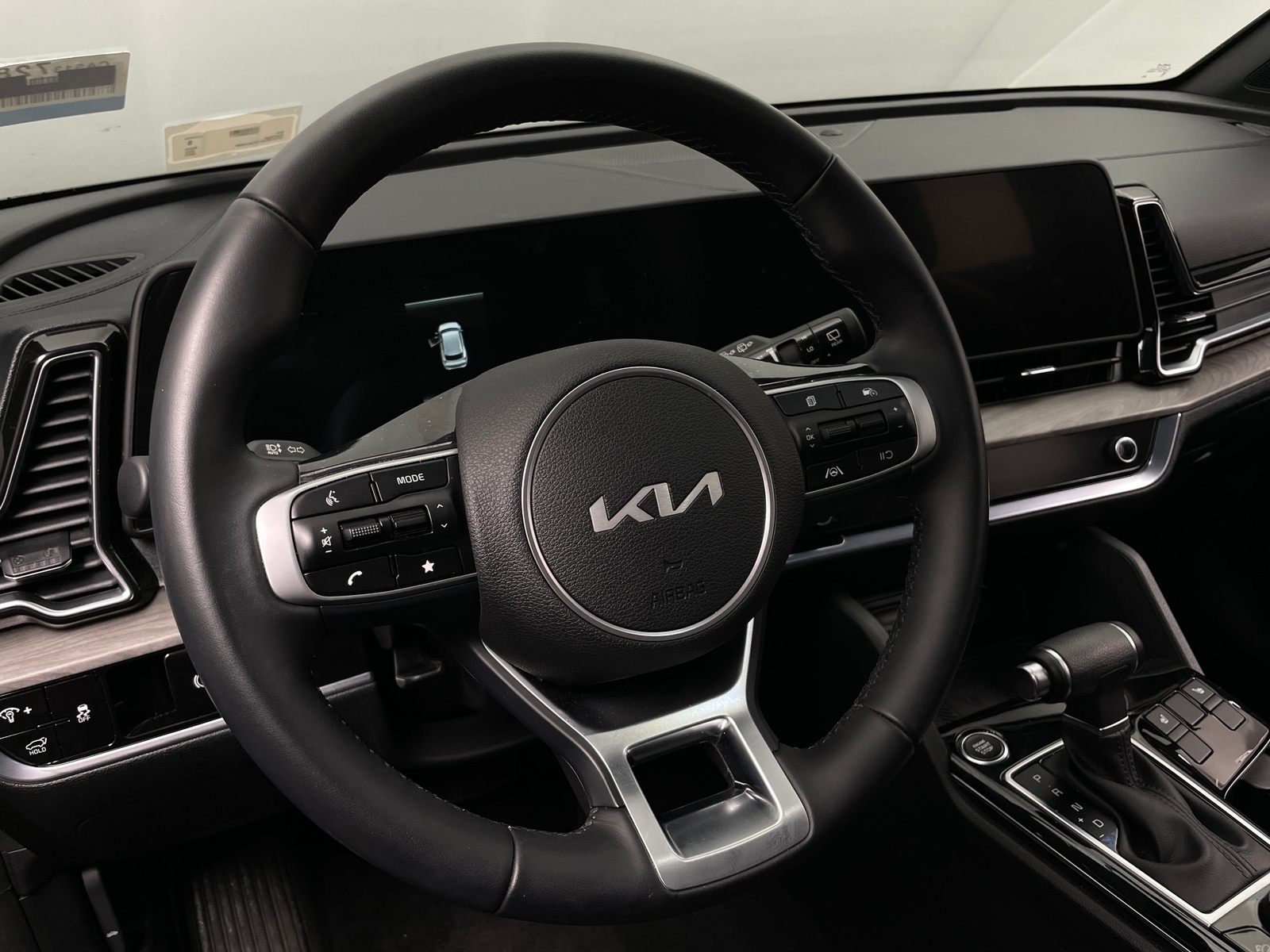 Thumbnail: 2023 Kia Sportage - 4