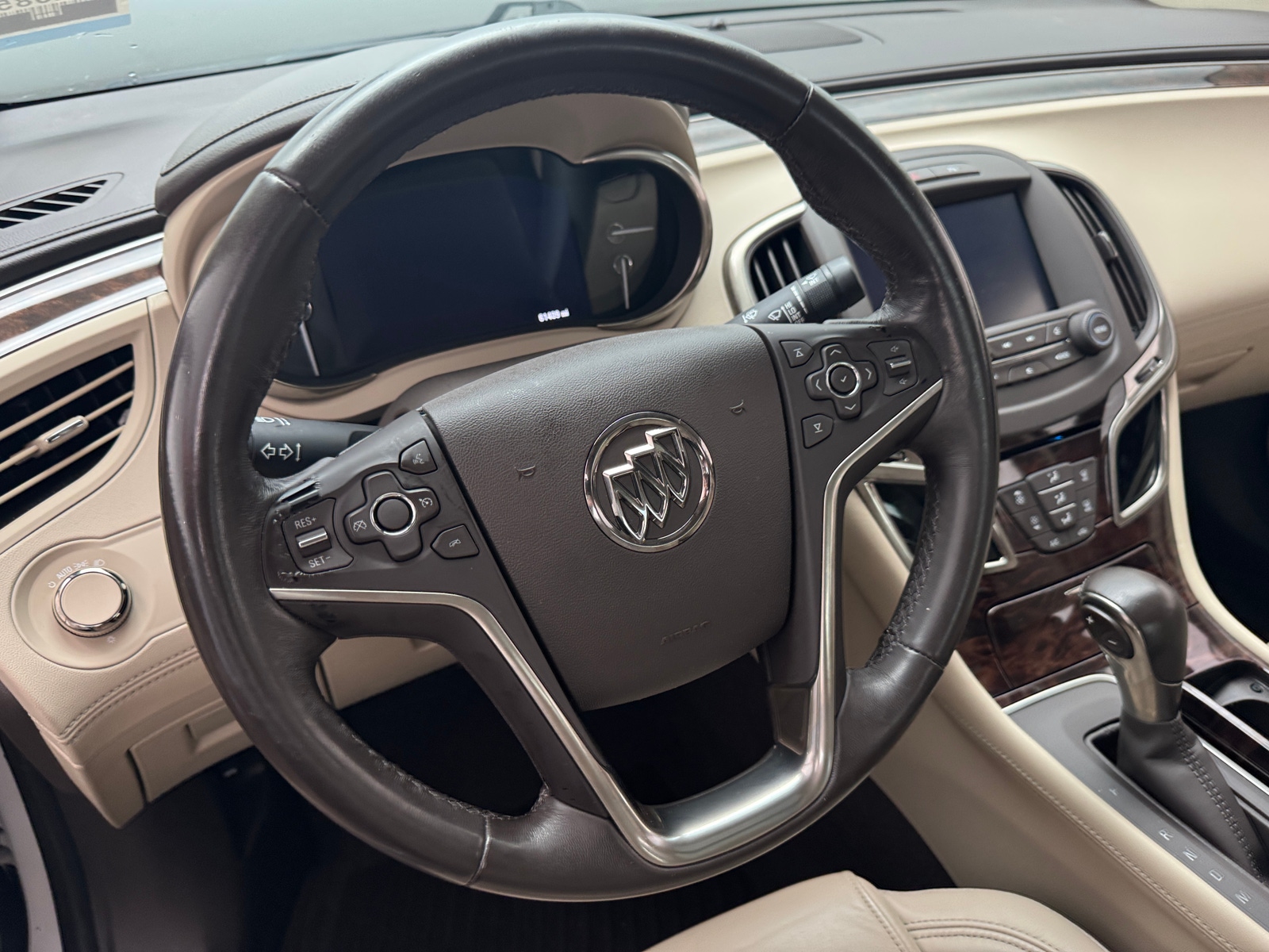 Thumbnail: 2015 Buick LaCrosse - 4