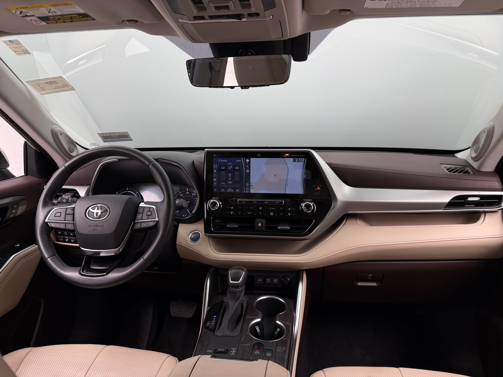 Thumbnail: 2020 Toyota Highlander - 3