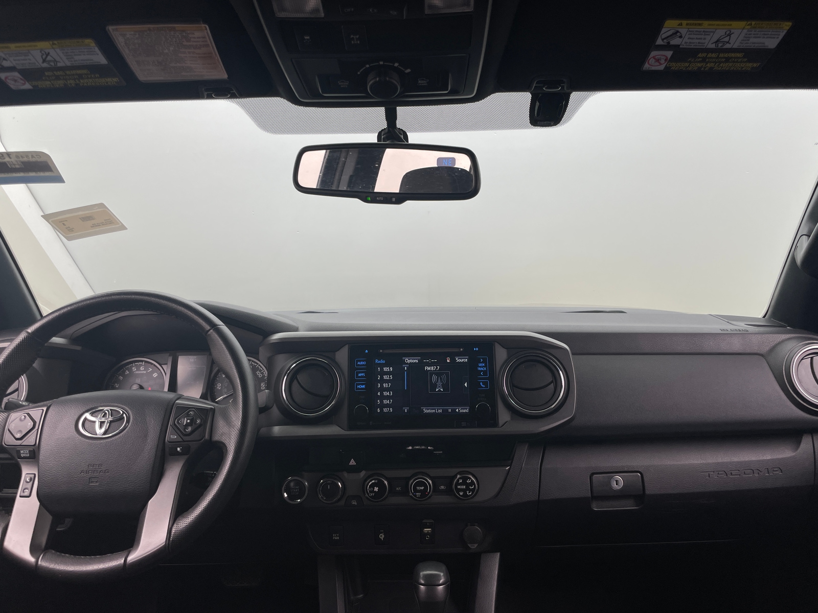 Thumbnail: 2017 Toyota Tacoma - 3