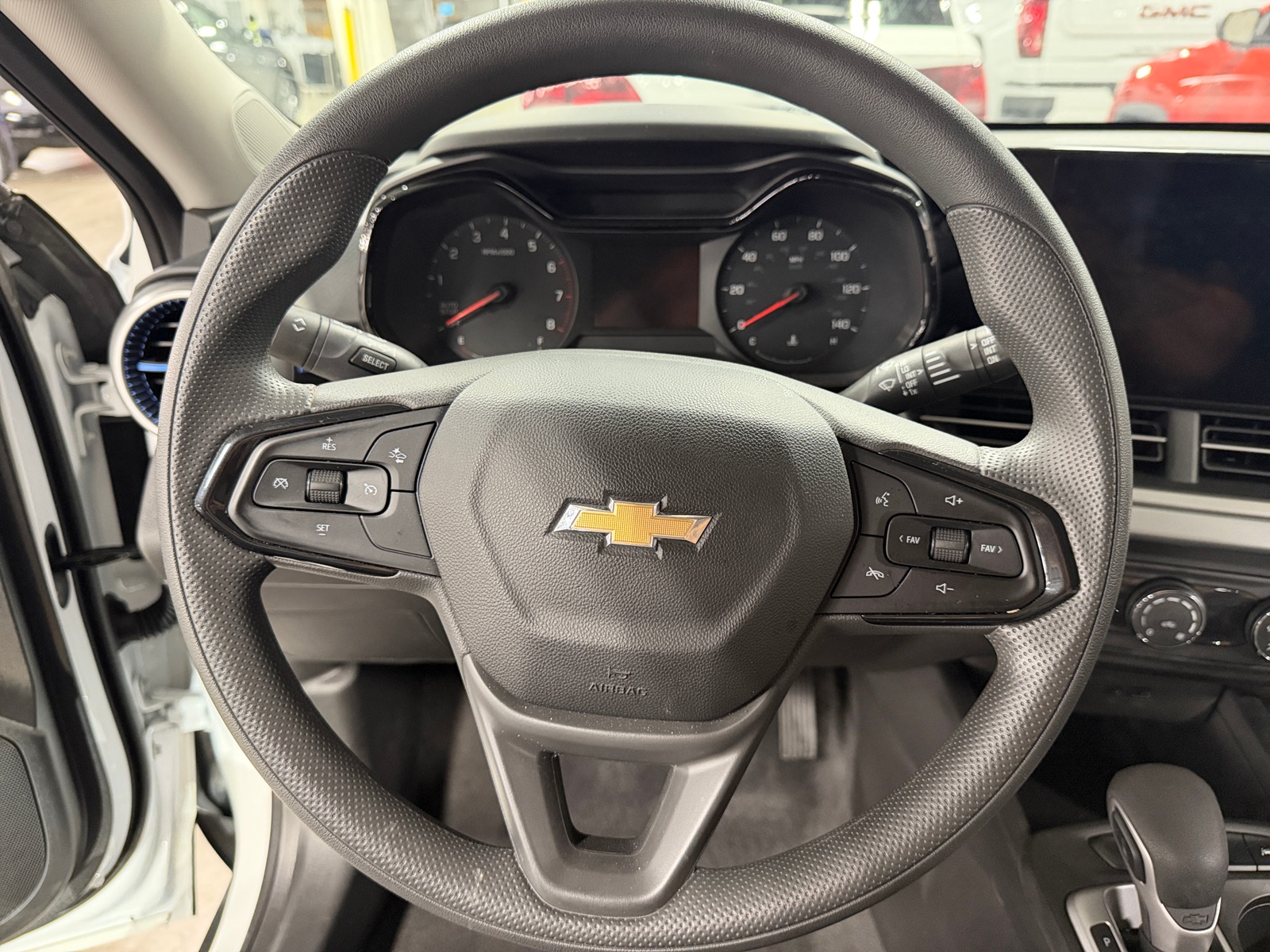 Thumbnail: 2026 Chevrolet Trax - 5
