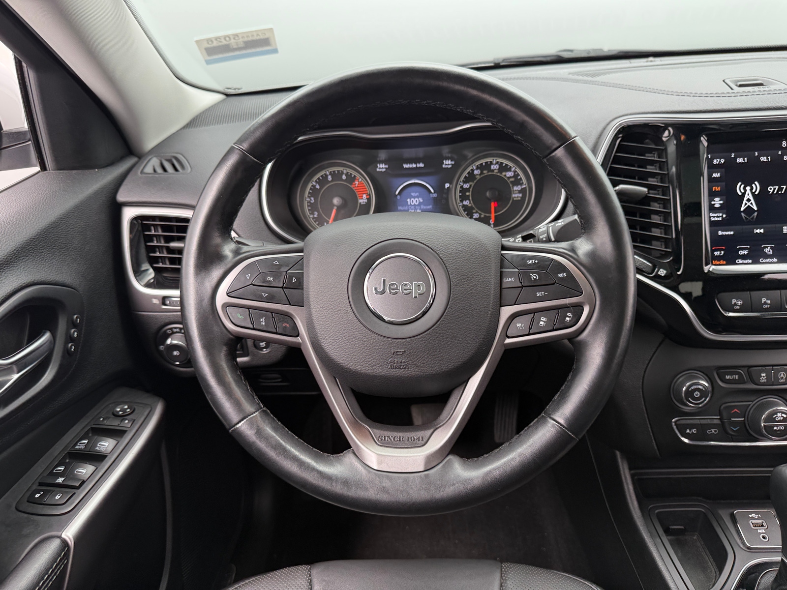 Thumbnail: 2021 Jeep Cherokee - 4