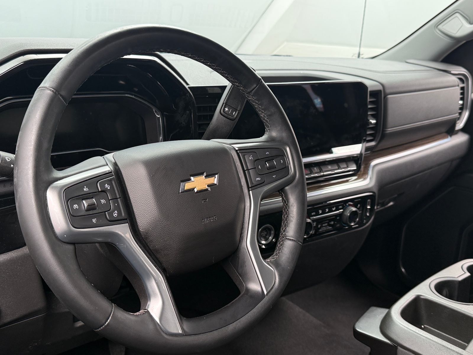 Thumbnail: 2023 Chevrolet Silverado 1500 - 5