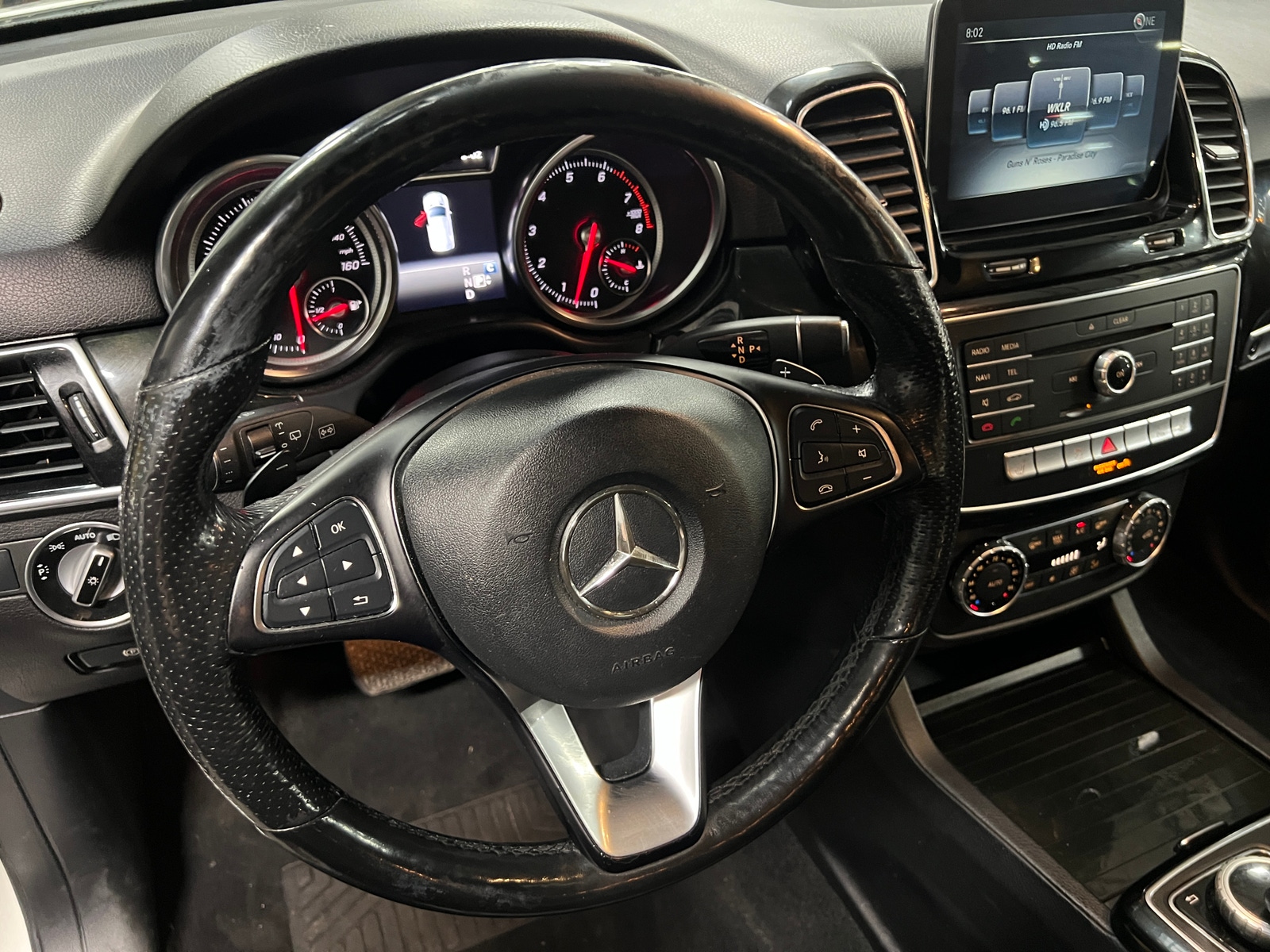 Thumbnail: 2017 Mercedes-Benz GLE - 4
