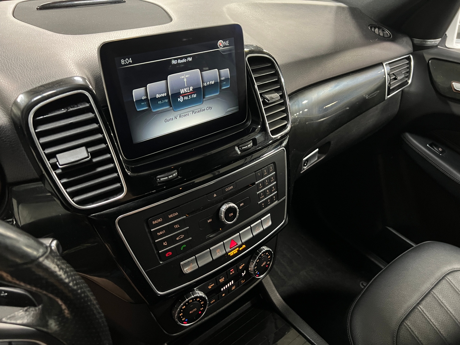 Thumbnail: 2017 Mercedes-Benz GLE - 3