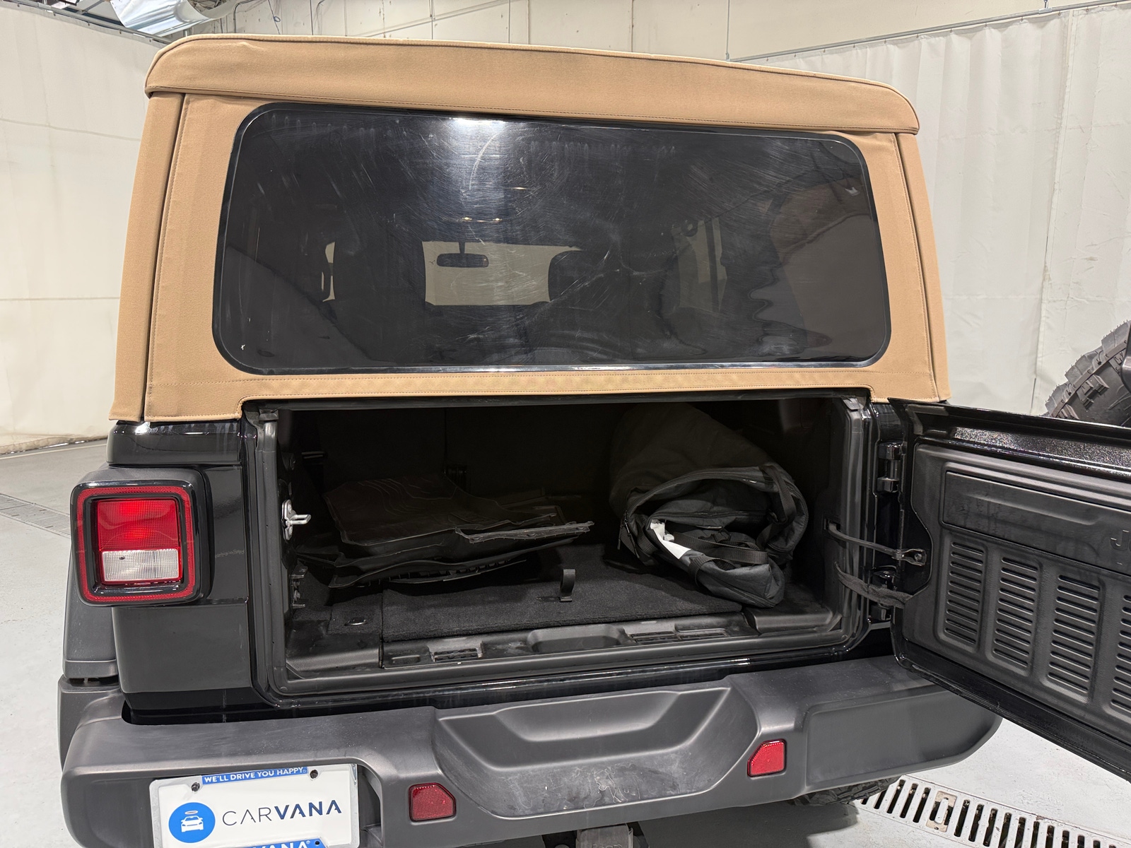 Thumbnail: 2021 Jeep Wrangler - 7