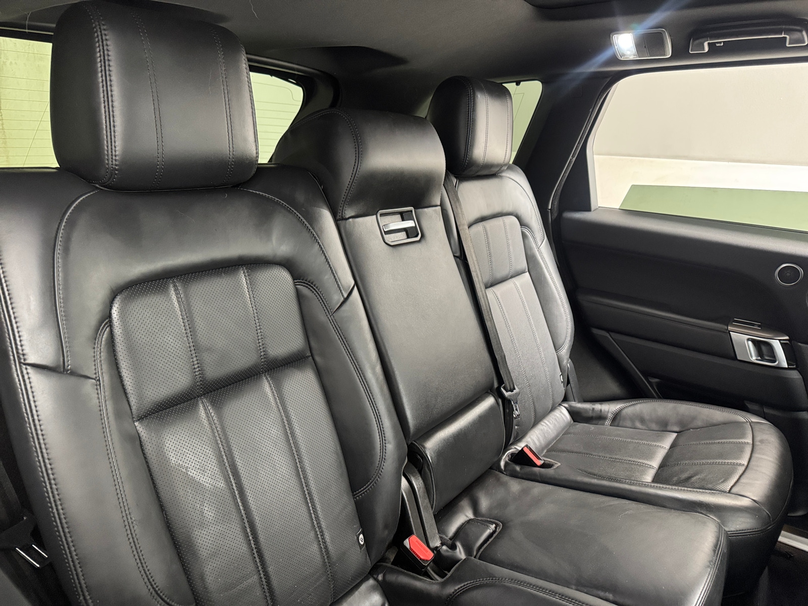 Thumbnail: 2020 Land Rover Range Rover Sport - 5