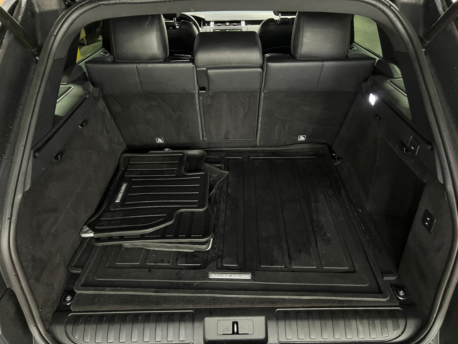 Thumbnail: 2020 Land Rover Range Rover Sport - 6