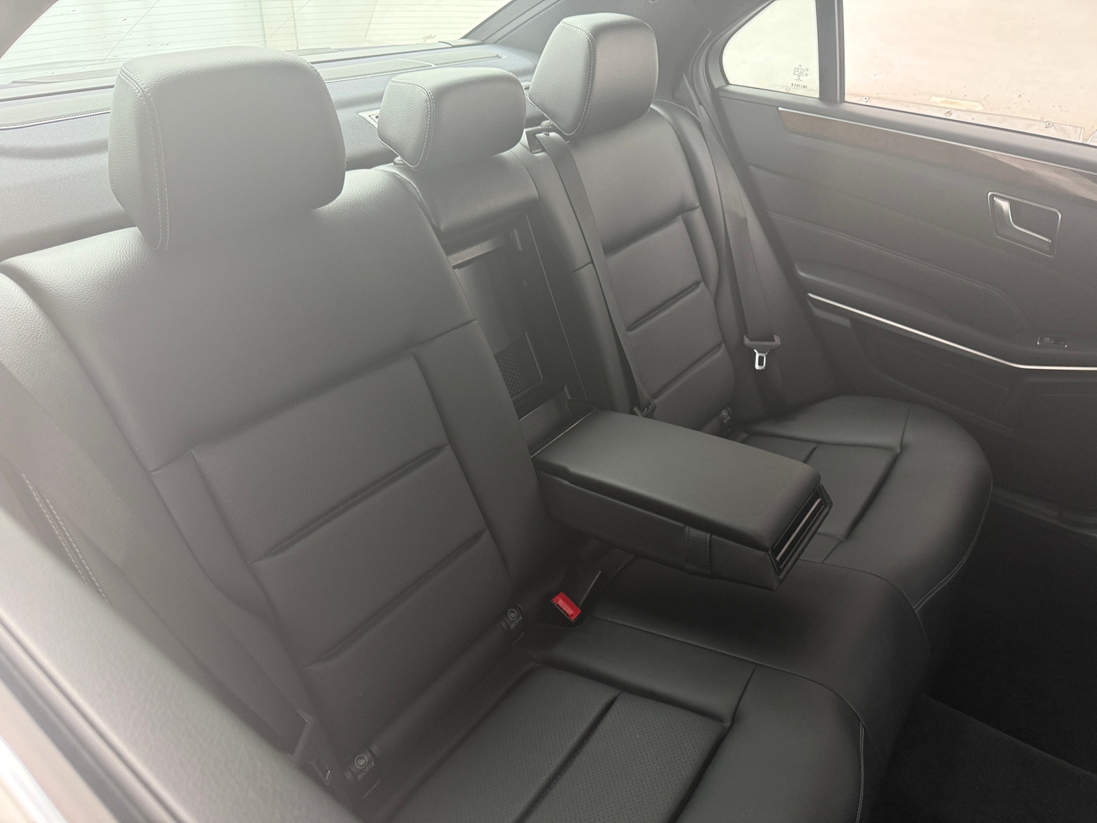 Thumbnail: 2016 Mercedes-Benz E-Class - 6