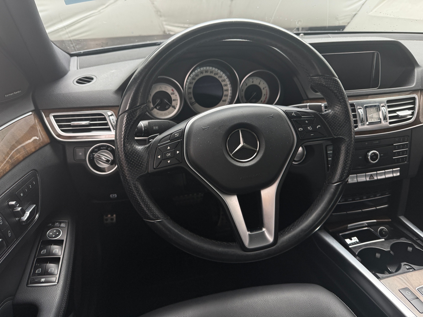 Thumbnail: 2016 Mercedes-Benz E-Class - 5