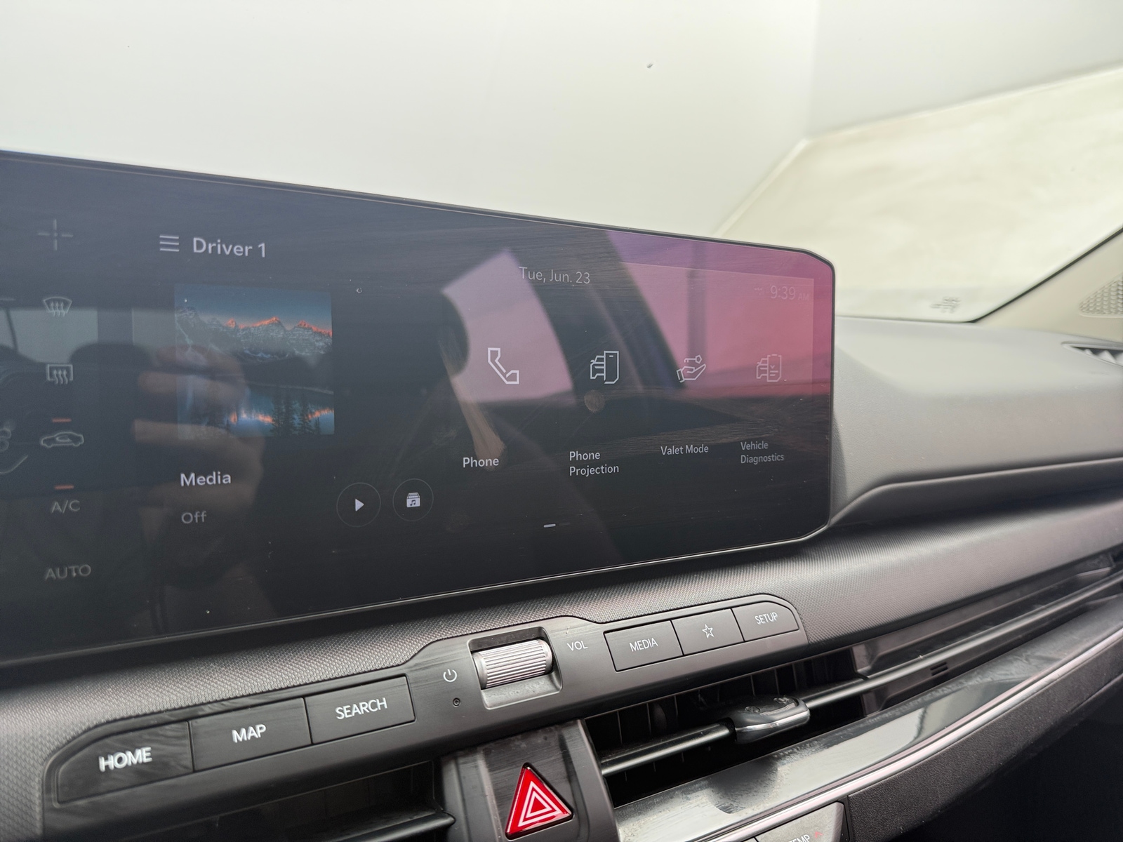 Thumbnail: 2025 Kia K4 - 4