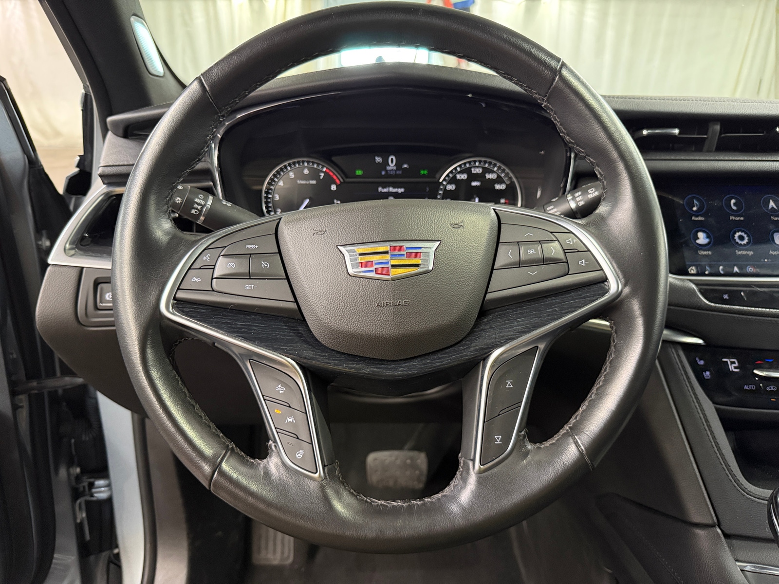 Thumbnail: 2024 Cadillac XT5 - 4