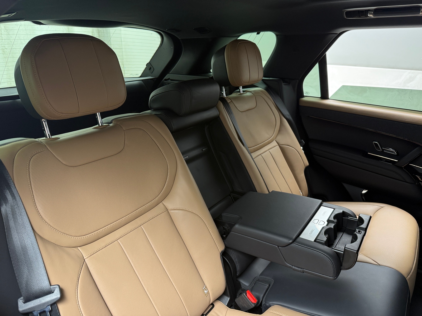 Thumbnail: 2023 Land Rover Range Rover Sport - 5