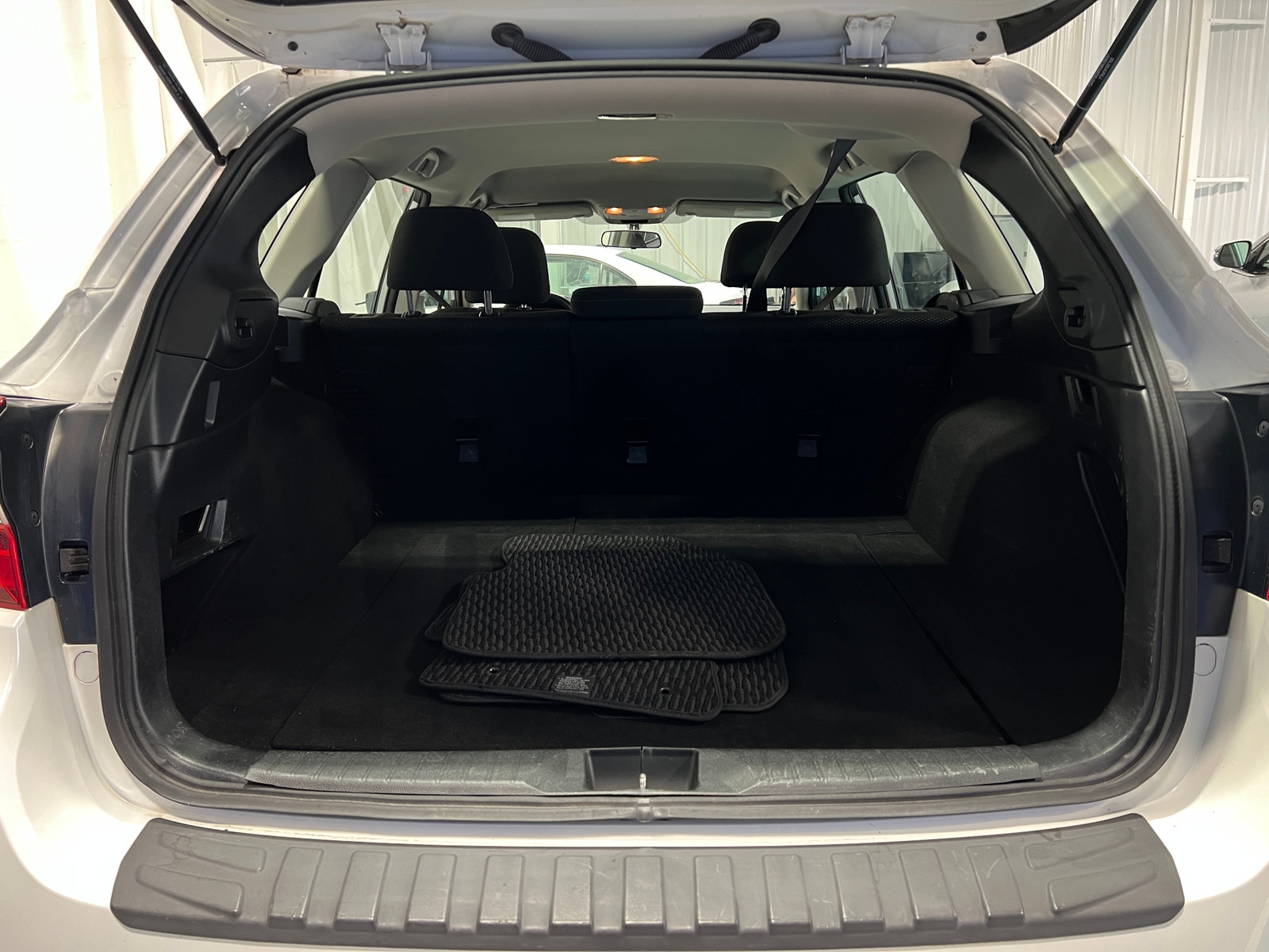 Thumbnail: 2017 Subaru Outback - 7