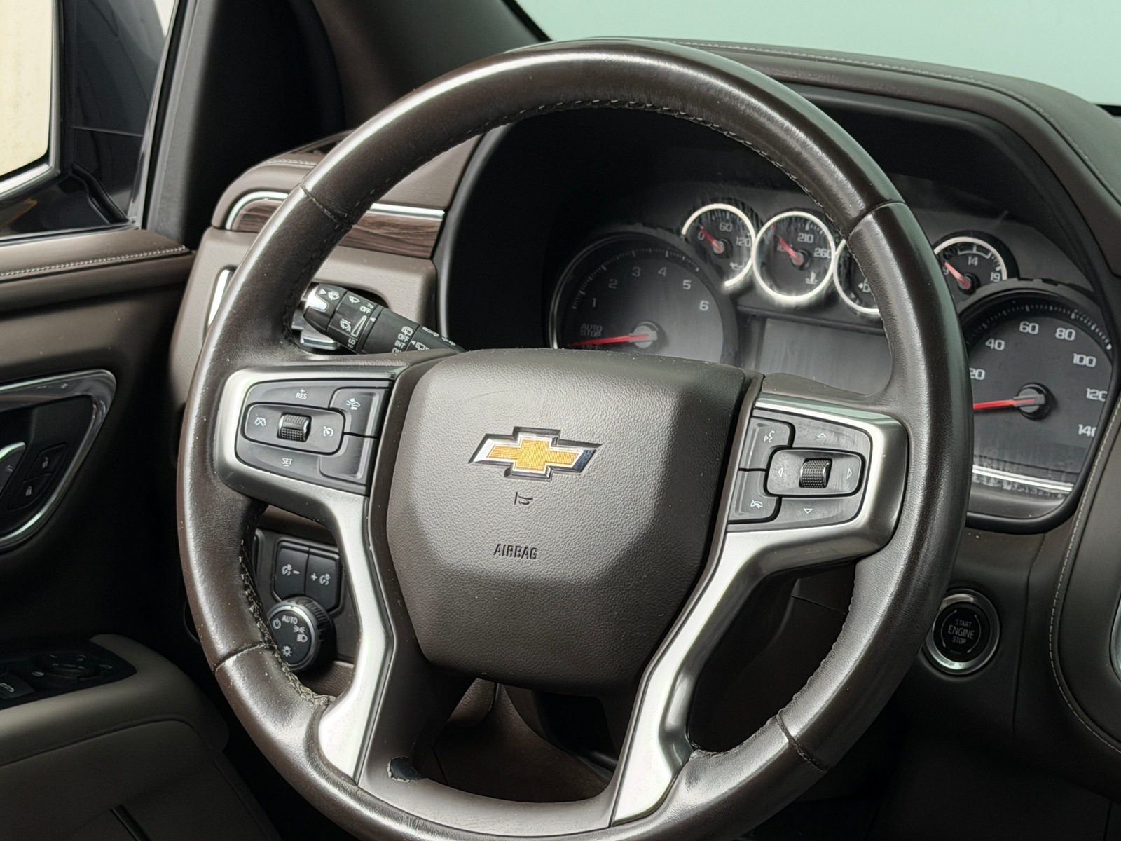 Thumbnail: 2021 Chevrolet Tahoe - 4