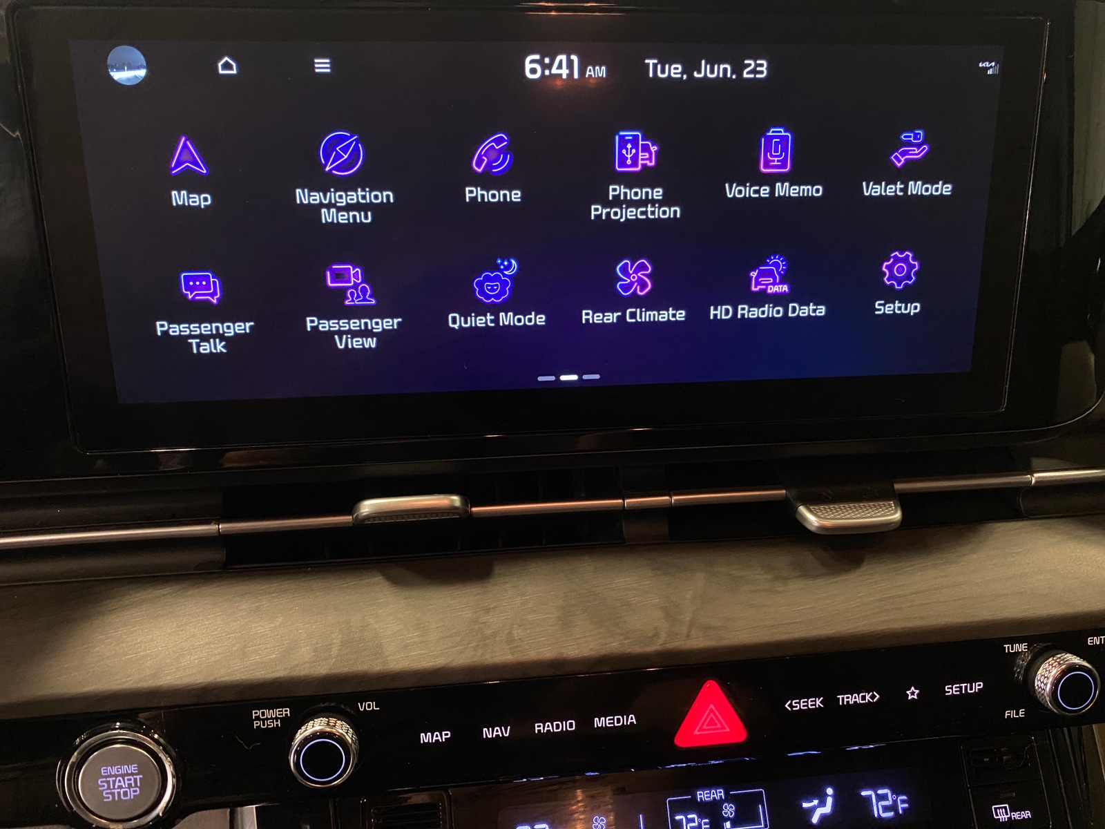 Thumbnail: 2024 Kia Carnival - 3